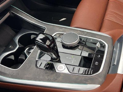 2022 BMW X7 xDrive40i Sports Activity Vehicle