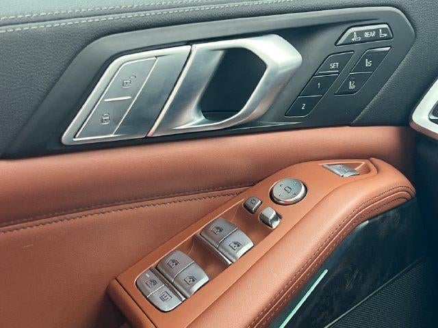2022 BMW X7 xDrive40i Sports Activity Vehicle