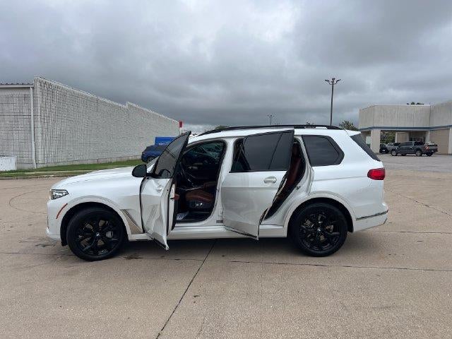 2022 BMW X7 xDrive40i Sports Activity Vehicle