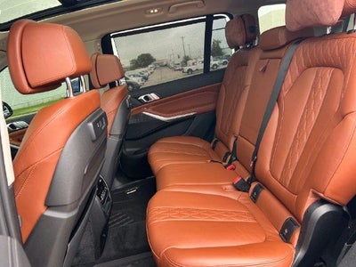 2022 BMW X7 xDrive40i Sports Activity Vehicle
