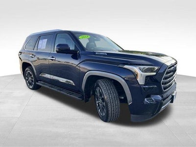 2024 Toyota Sequoia Limited 4WD (SE)