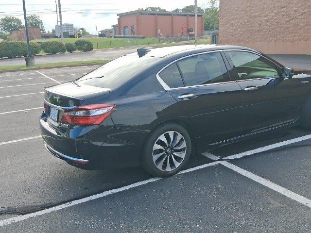 2017 Honda Accord Hybrid Touring Sedan