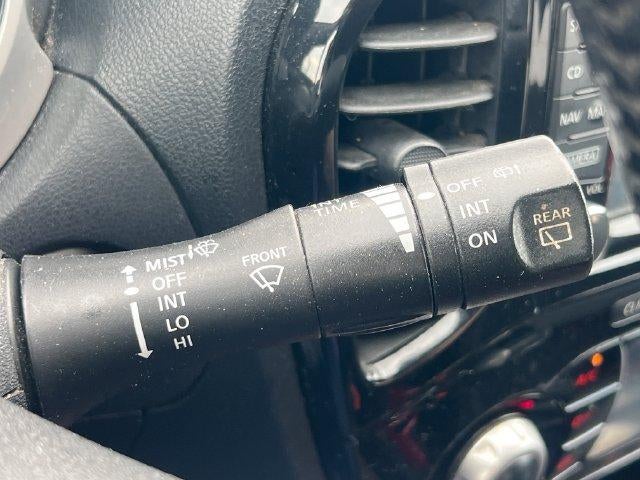 2015 Nissan JUKE 5dr Wgn CVT SV AWD