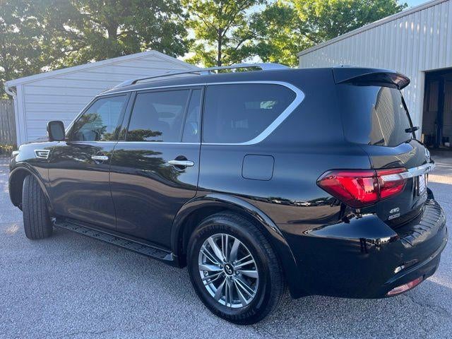 2022 INFINITI QX80 LUXE AWD