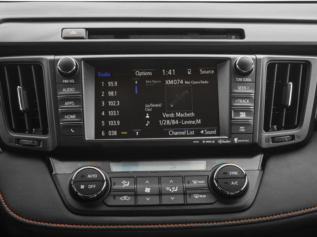 2017 Toyota RAV4 SE FWD (Natl)