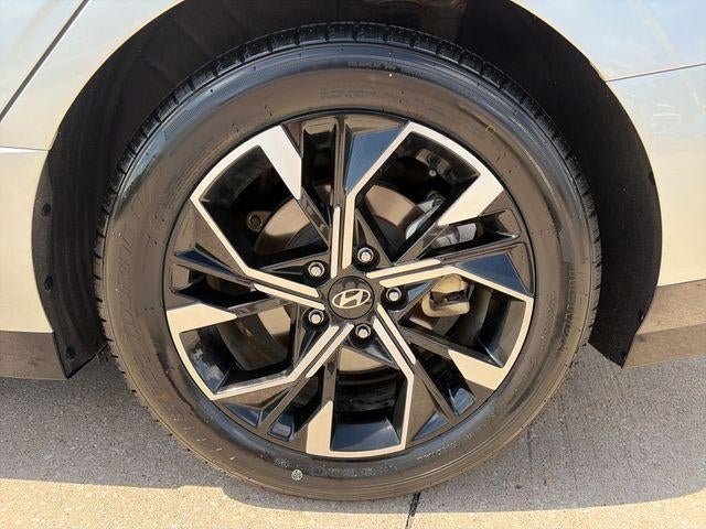 2025 Hyundai SONATA SEL FWD