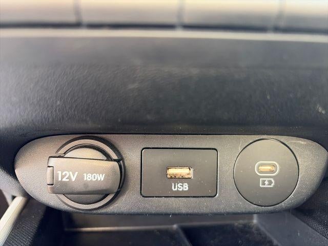 2025 Hyundai ELANTRA Limited IVT