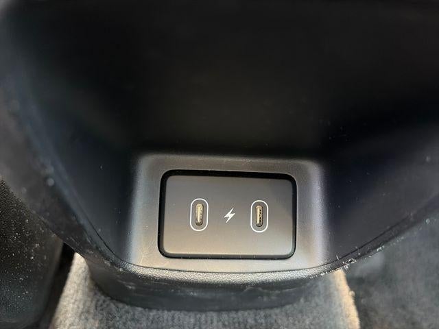 2025 Hyundai ELANTRA Limited IVT