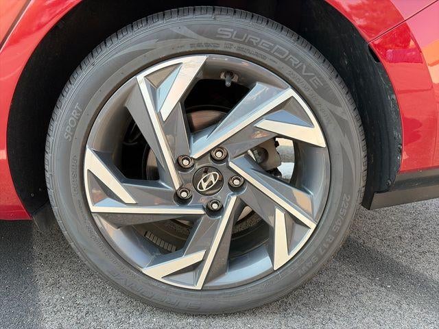 2025 Hyundai ELANTRA Limited IVT