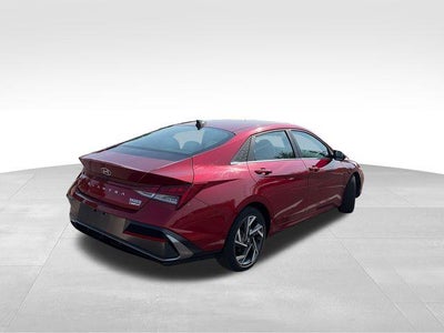 2025 Hyundai ELANTRA Limited IVT