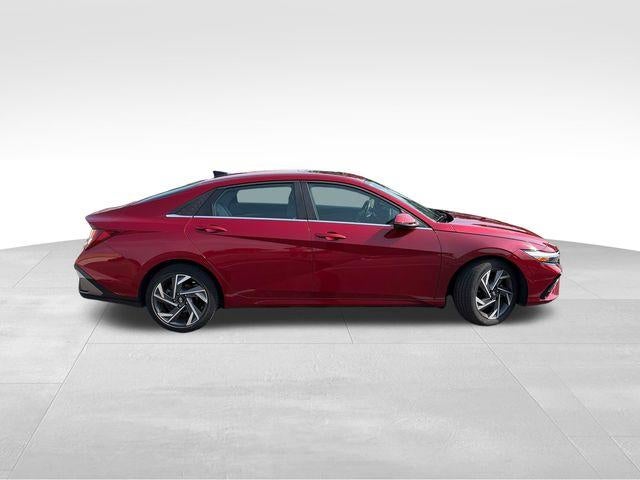 2025 Hyundai ELANTRA Limited IVT