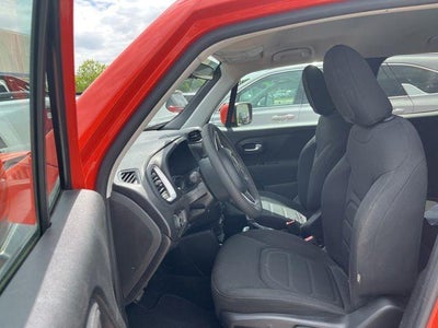 2020 Jeep Renegade Latitude FWD